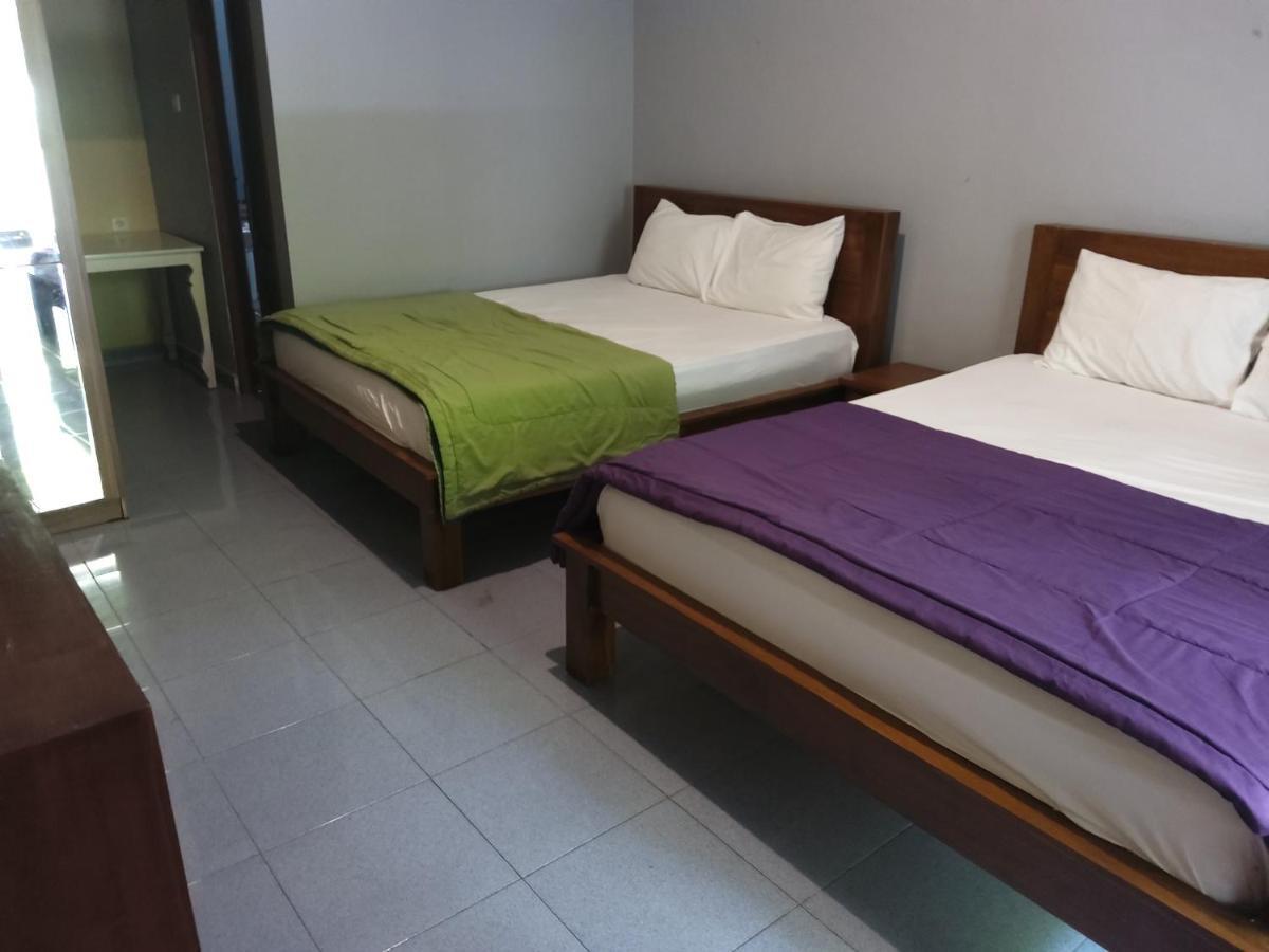 Ketapang Guesthouse Echo Beach Canggu Exterior photo